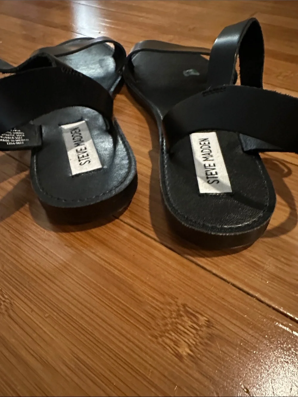 Steve Madden Black Leather Strappy Flat Sandals size 5 women's kids 3.5
